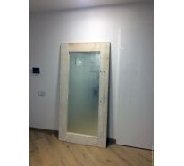 Напольное зеркало в белой раме